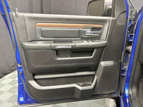 Used 2015 RAM 1500 Laramie w/ Convenience Group AWD/4WD image 22