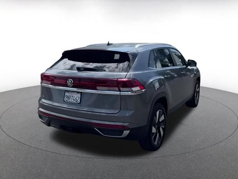 Used 2025 Volkswagen Atlas Cross Sport SE image 14
