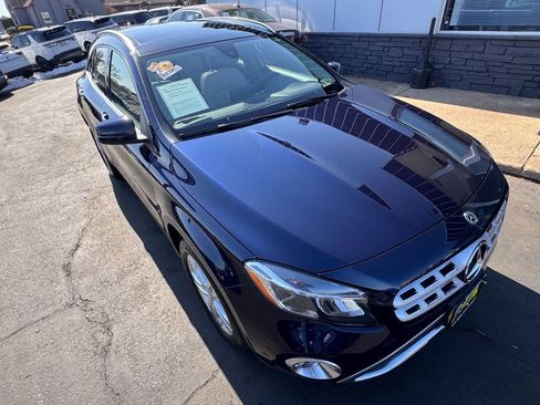 Used 2019 Mercedes-Benz GLA 250 4MATIC image 11