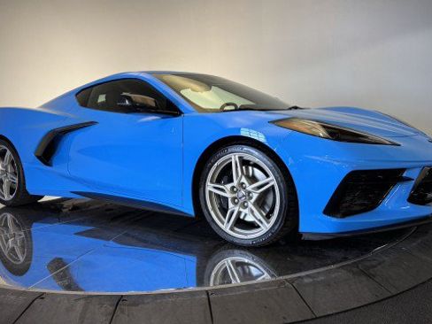 Used 2024 Chevrolet Corvette Stingray Premium Cpe w/ Z51 Performance Package RWD image 18
