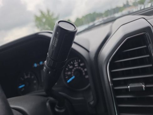 Used 2019 Ford F150 XLT w/ Equipment Group 302A Luxury AWD/4WD image 20