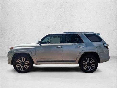 Used 2015 Toyota 4Runner Limited AWD/4WD image 8