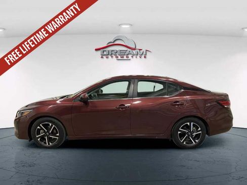 Used 2024 Nissan Sentra SV FWD image 17
