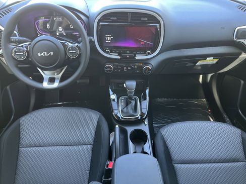 New 2025 Kia Soul S image 3