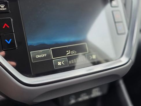New 2026 Subaru Crosstrek 2.5i Limited w/ Crosstrek Mirror Package AWD/4WD image 24