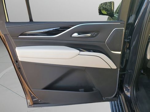 Certified 2023 Cadillac Escalade ESV Sport w/ Touring Package image 16