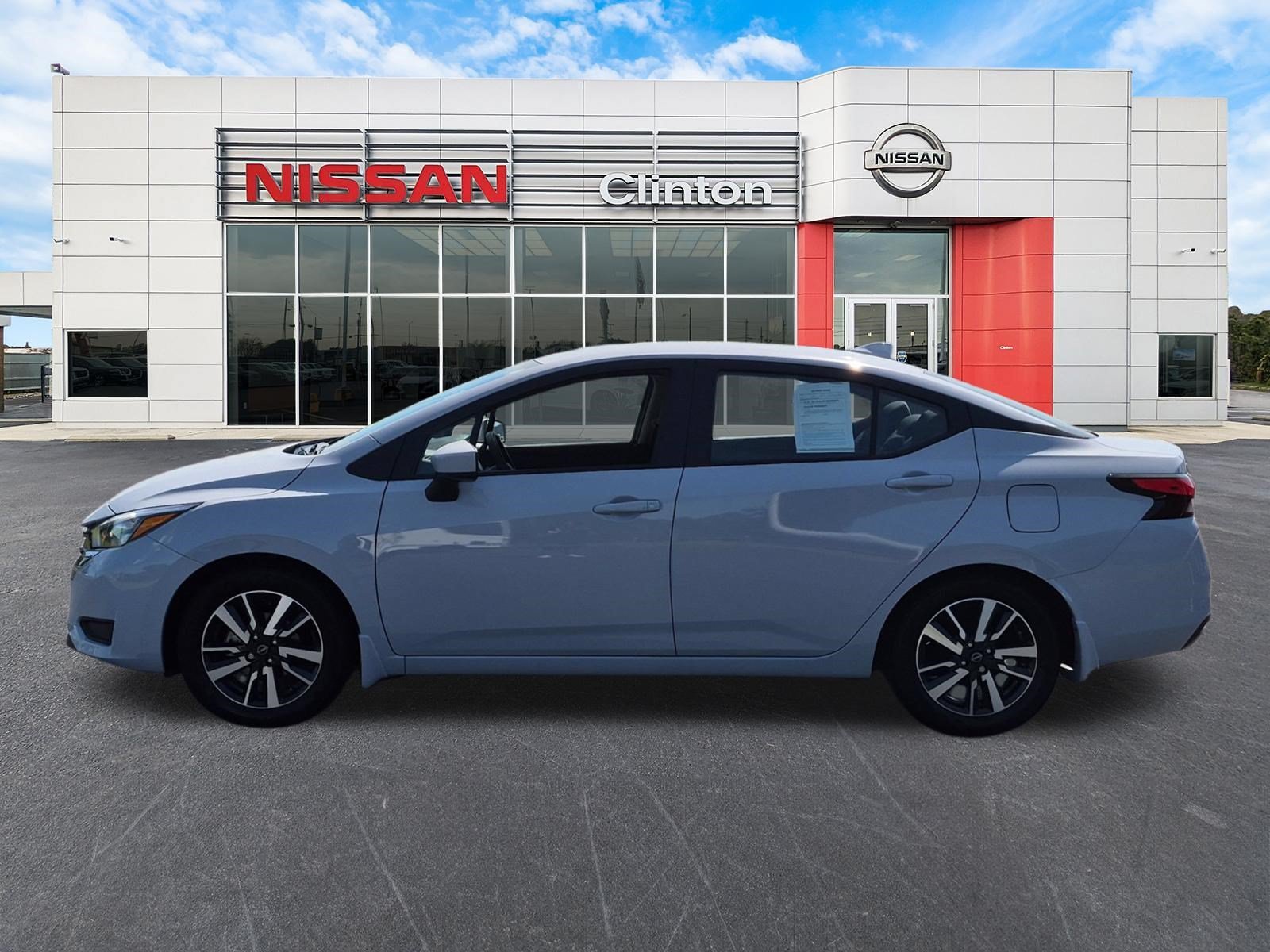 Used 2025 Nissan Versa SV w/ Trunk Package FWD image 6
