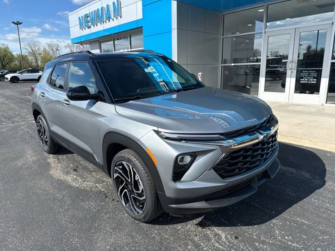 New 2026 Chevrolet TrailBlazer RS AWD/4WD image 1