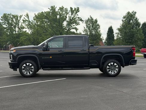 Used 2021 Chevrolet Silverado 2500 LTZ w/ Carhartt Edition AWD/4WD image 4