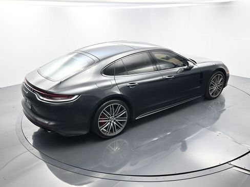 Used 2022 Porsche Panamera 4S image 43