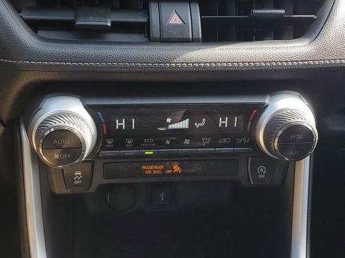 Certified 2021 Toyota RAV4 XLE w/ Convenience Package image 27