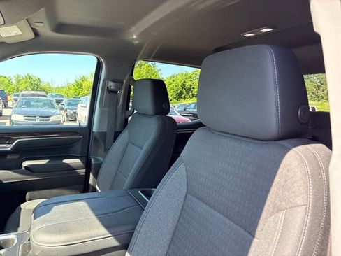 Used 2024 GMC Sierra 1500 Elevation w/ X31 Off-Road Package AWD/4WD image 9