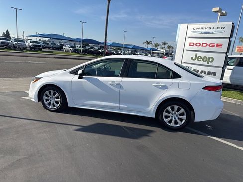 Used 2025 Toyota Corolla LE image 8