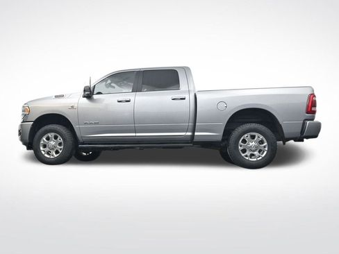 Used 2024 RAM 2500 Laramie image 37