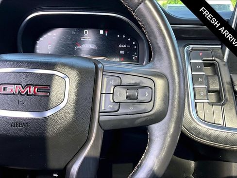 Used 2023 GMC Yukon AT4 w/ Technology Package AWD/4WD image 14