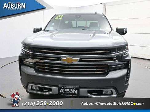 Used 2021 Chevrolet Silverado 1500 High Country w/ Technology Package image 3