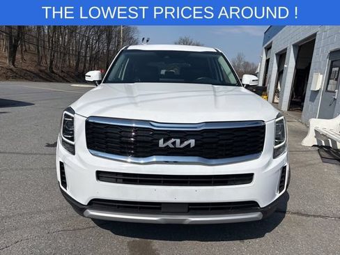 Used 2022 Kia Telluride LX AWD/4WD image 2