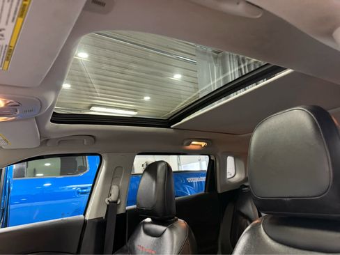 Used 2019 Jeep Compass Trailhawk w/ Leather Interior Group image 22