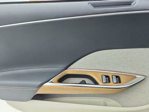 Used 2023 Lucid Air Touring AWD/4WD image 34