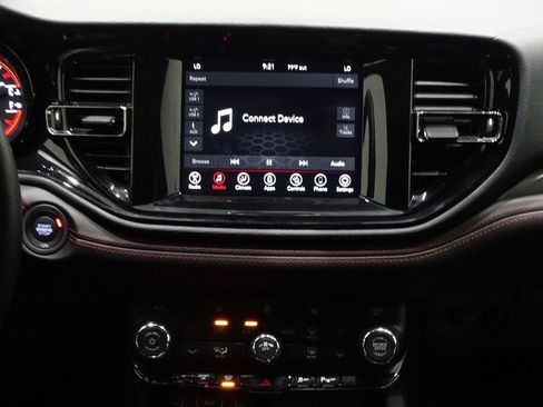 Used 2024 Dodge Durango GT image 28