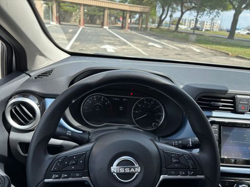 Used 2025 Nissan Versa SV FWD image 29