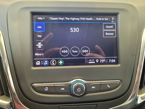 Used 2023 Chevrolet Equinox LT AWD/4WD image 25
