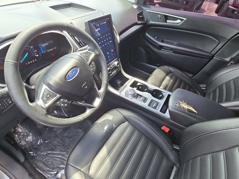 Used 2021 Ford Edge SEL w/ Convenience Package FWD image 9