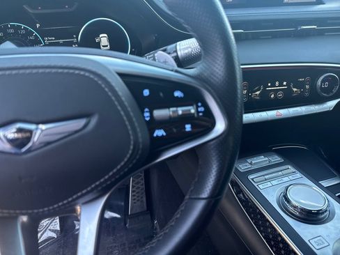 Used 2022 Genesis GV70 3.5T Sport w/ Sport Prestige Package AWD/4WD image 23