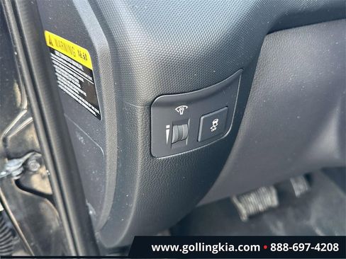 Used 2013 Kia Soul + image 16