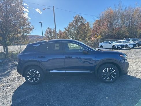 New 2026 Nissan Kicks SV w/ SV Premium Package image 4