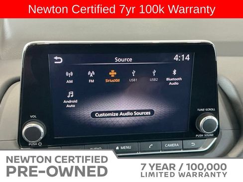 Used 2025 Nissan Rogue SV w/ SV Premium Package FWD image 27