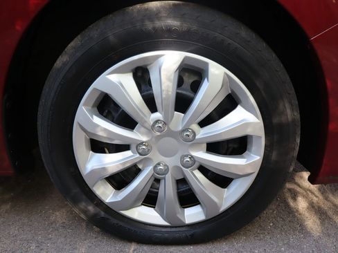 Used 2017 Subaru Impreza 2.0i AWD/4WD image 44