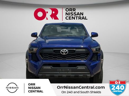 Used 2024 Toyota Tacoma TRD Off-Road AWD/4WD image 2