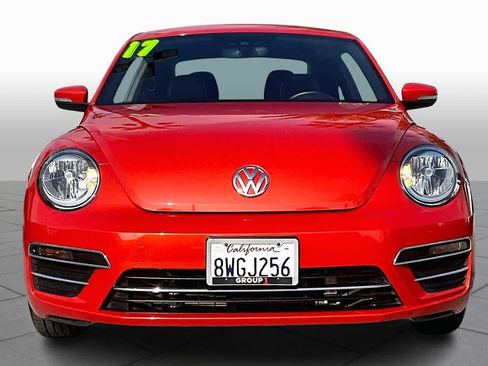 Used 2017 Volkswagen Beetle 1.8T SE image 3