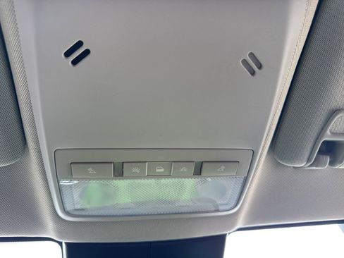 Used 2019 Buick Encore Preferred image 28