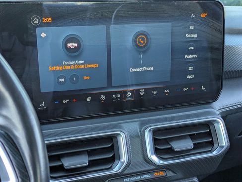 Used 2024 Ford Mustang Premium image 18