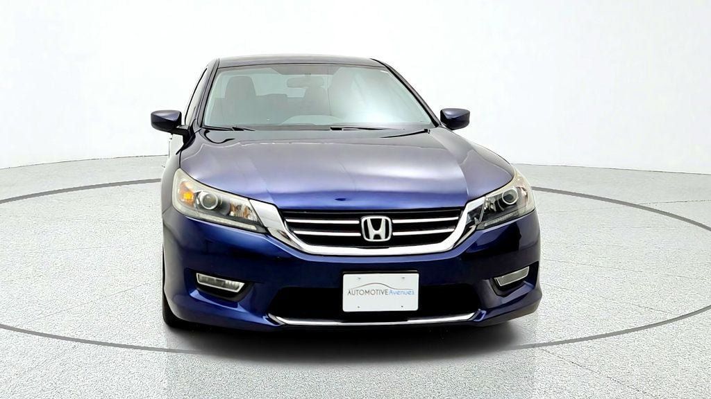 Used 2013 Honda Accord Sport image 2