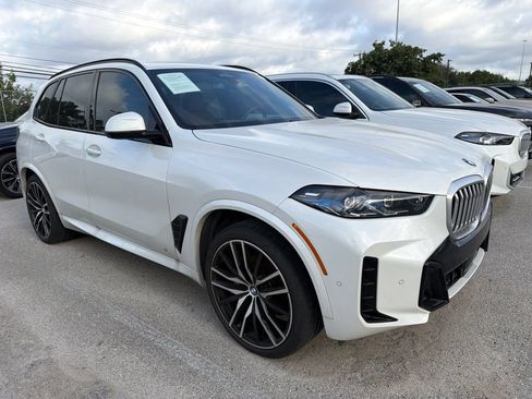 Used 2026 BMW X5 sDrive40i w/ M Sport Package RWD image 4