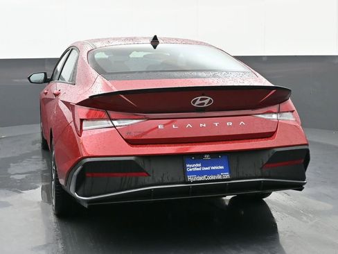 Certified 2025 Hyundai Elantra Sport image 5