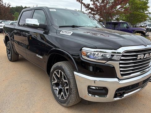 New 2026 RAM 1500 Laramie AWD/4WD image 5