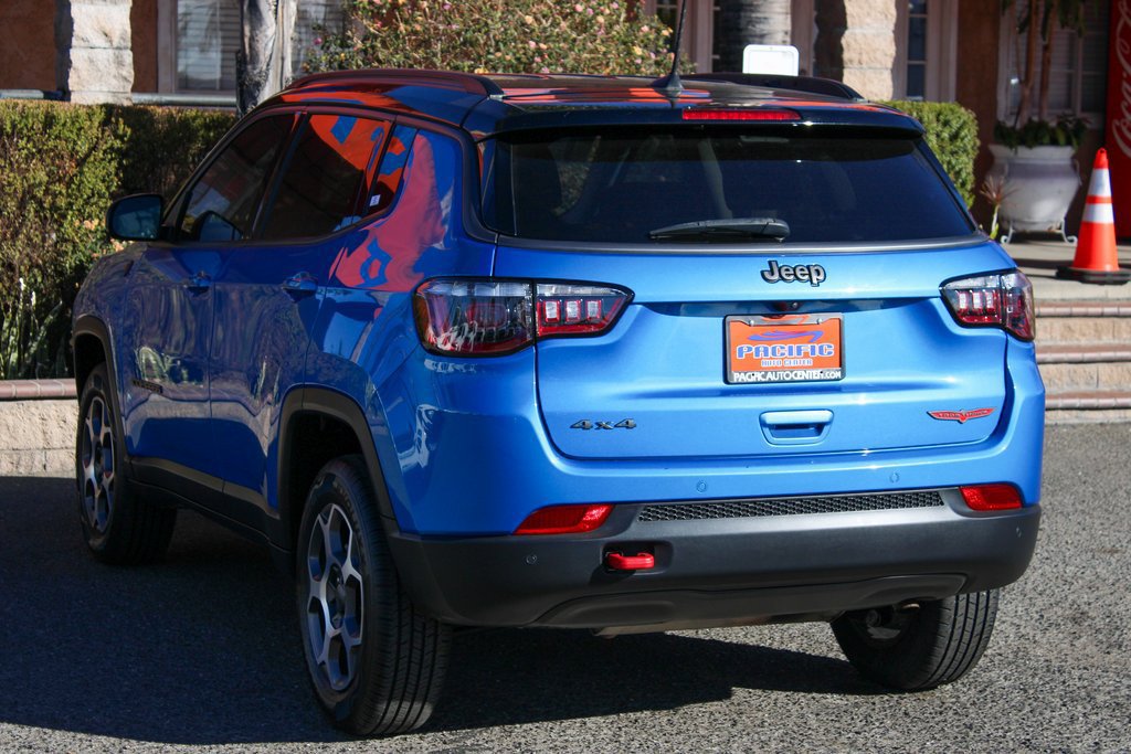 Used 2022 Jeep Compass Trailhawk w/ Trailhawk Convenience Group AWD/4WD image 6