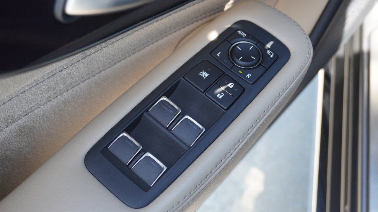 Certified 2022 Lexus LS 500 AWD w/ Interior Upgrade Package image 23