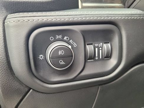 Used 2020 RAM 2500 Limited AWD/4WD image 19