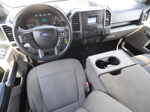 Used 2018 Ford F150 XLT RWD image 6