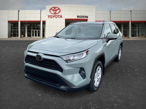 Certified 2021 Toyota RAV4 XLE w/ Convenience Package FWD image 1