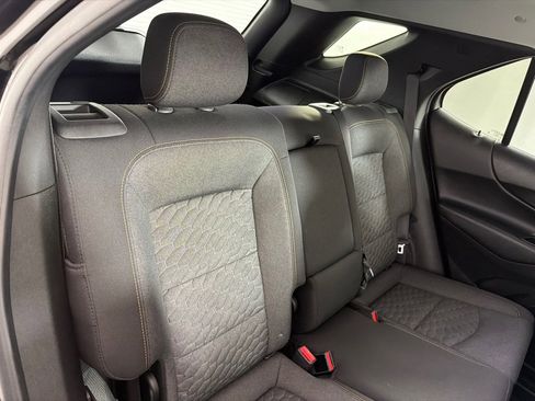 Used 2020 Chevrolet Equinox LT image 23