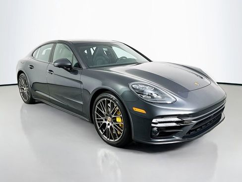 Used 2023 Porsche Panamera Turbo S image 7