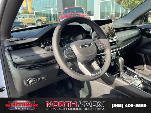 New 2026 Jeep Compass Latitude AWD/4WD image 6