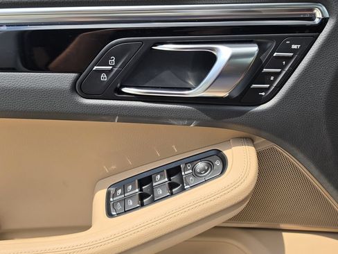 New 2026 Porsche Macan AWD/4WD image 23