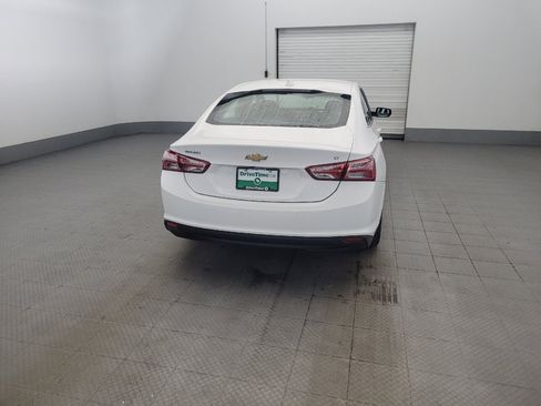 Used 2022 Chevrolet Malibu LT FWD image 7